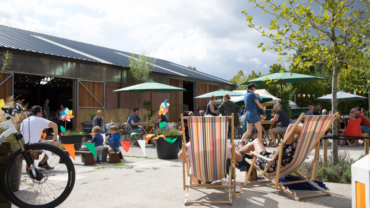 zomerbar buiten (VOORKEUR)