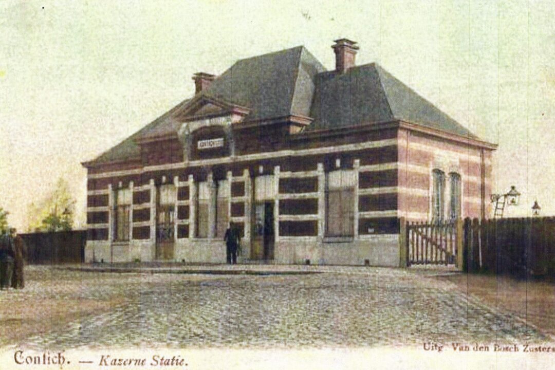 12.BlikVanToen_VRoegerstation KoKaz