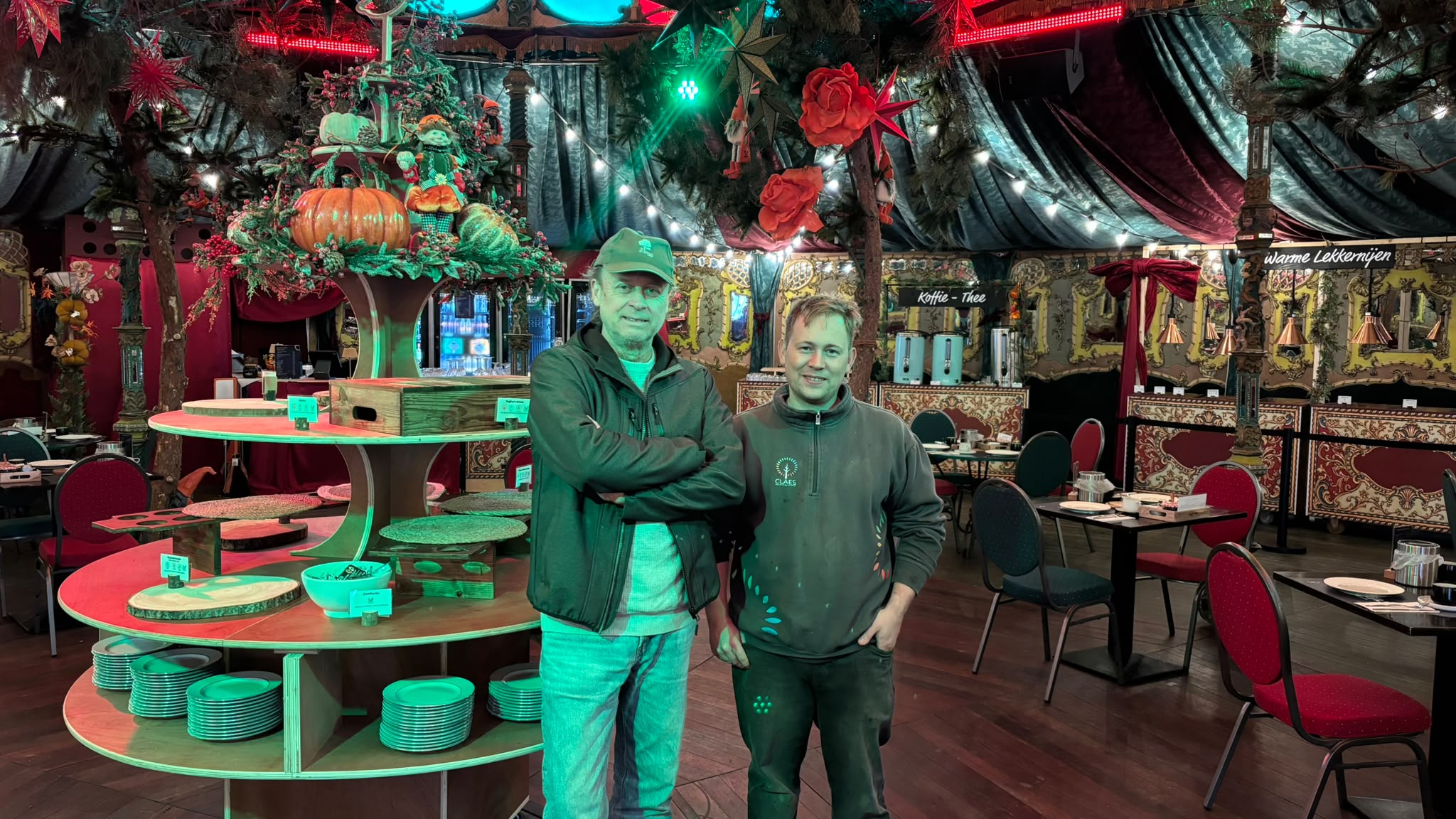 Miroir brengt muziek, comedy en gezelligheid naar de spiegeltent in Edegem